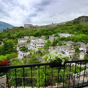 Affittacamere Emblematic House 1, Gjirokastër